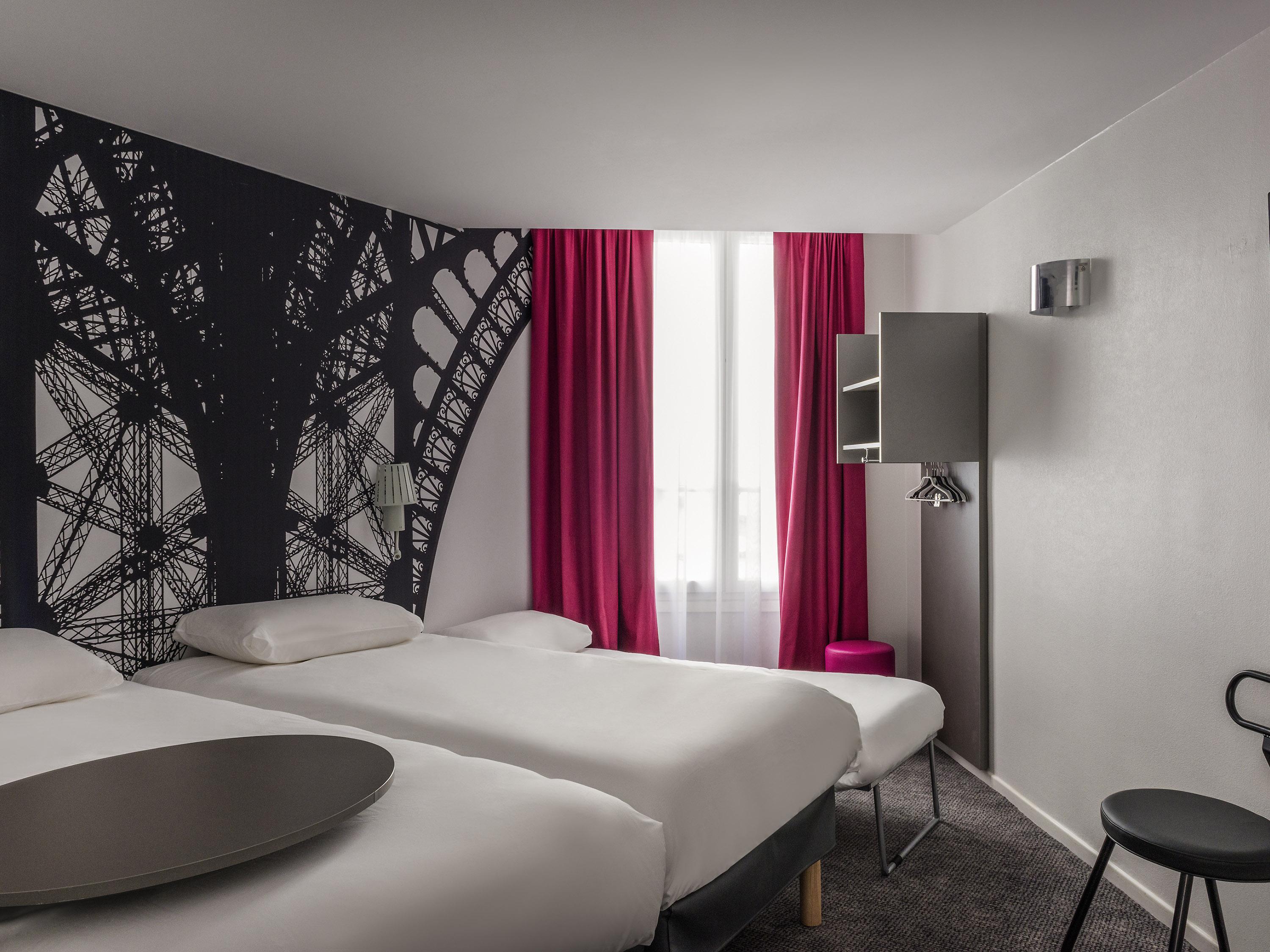 Отель Ibis Styles Paris Eiffel Cambronne Экстерьер фото