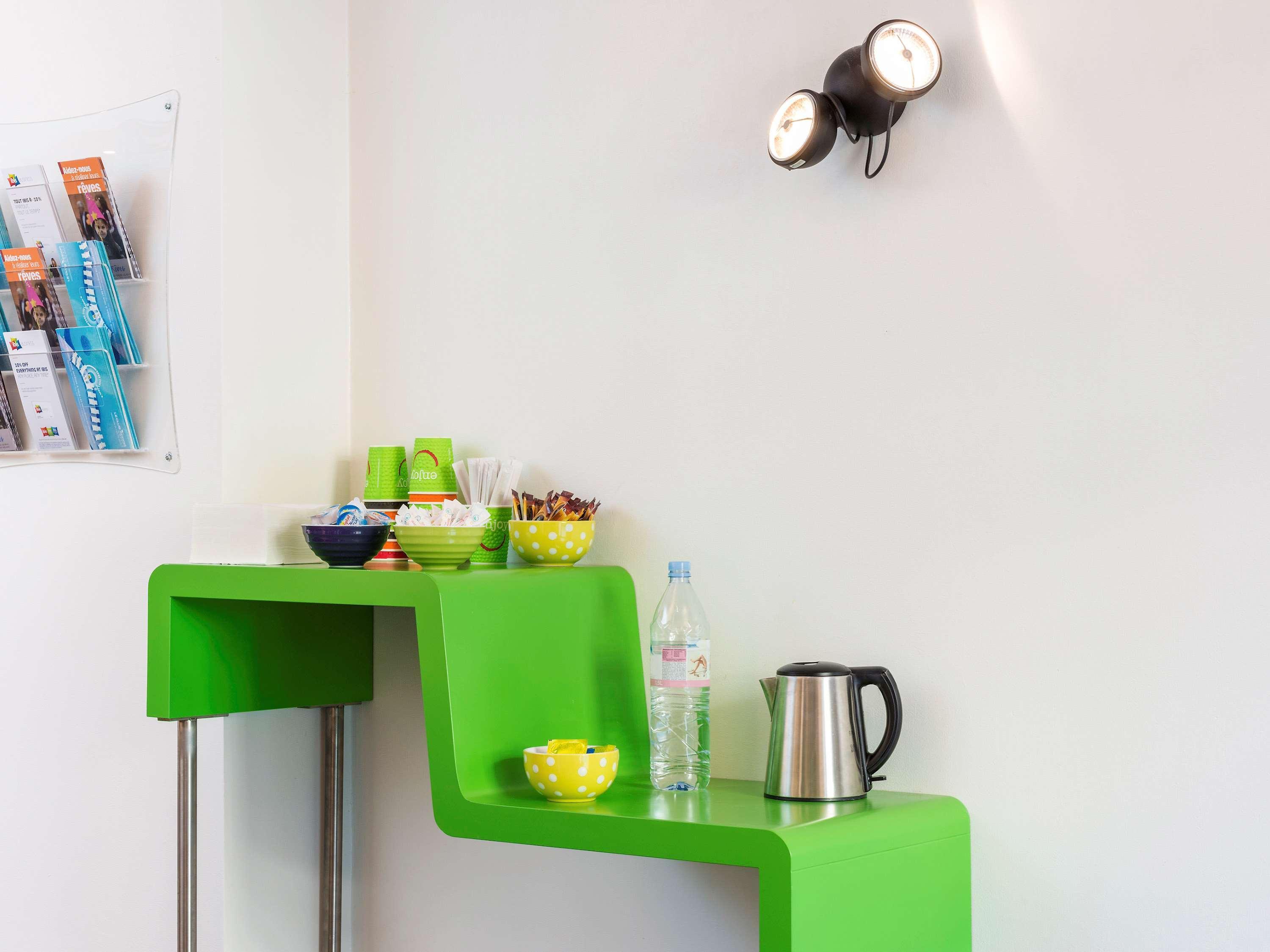 Отель Ibis Styles Paris Eiffel Cambronne Экстерьер фото