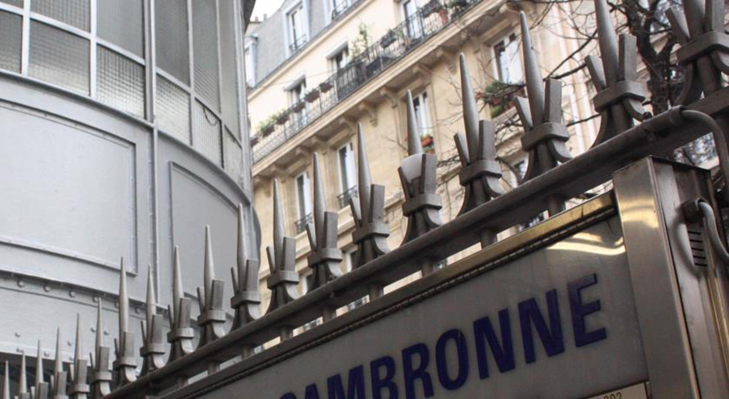 Отель Ibis Styles Paris Eiffel Cambronne Экстерьер фото