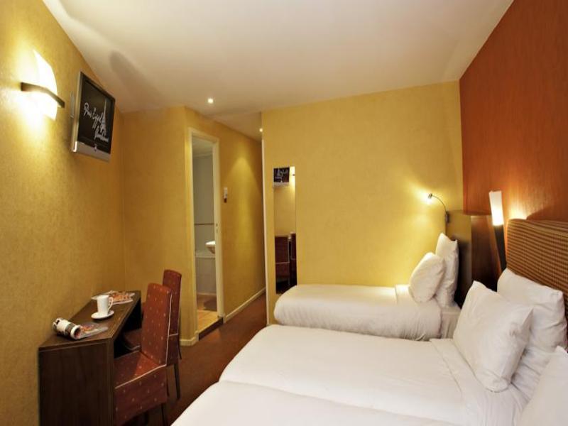 Отель Ibis Styles Paris Eiffel Cambronne Экстерьер фото