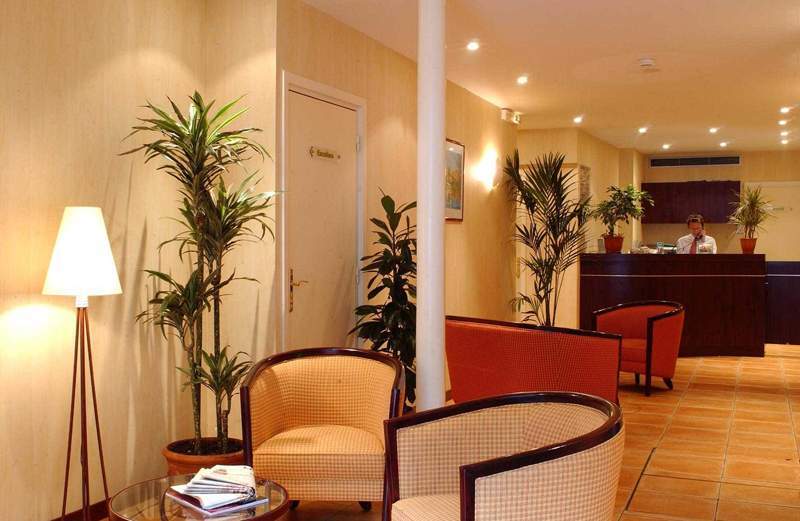 Отель Ibis Styles Paris Eiffel Cambronne Экстерьер фото